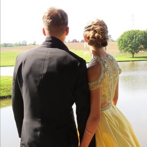 Meet your Posher, Paiden